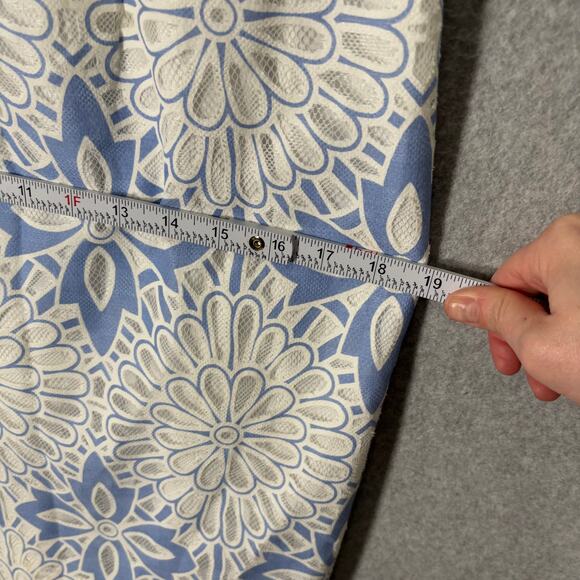 Talbots Dress 8P Cut Away Lace Floral White Shift Mod Periwinkle Church Easter - Picture 9 of 14